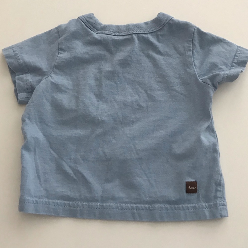 EUC Tea Collection Fish Short Sleeve Tee - Picture 2 of 3